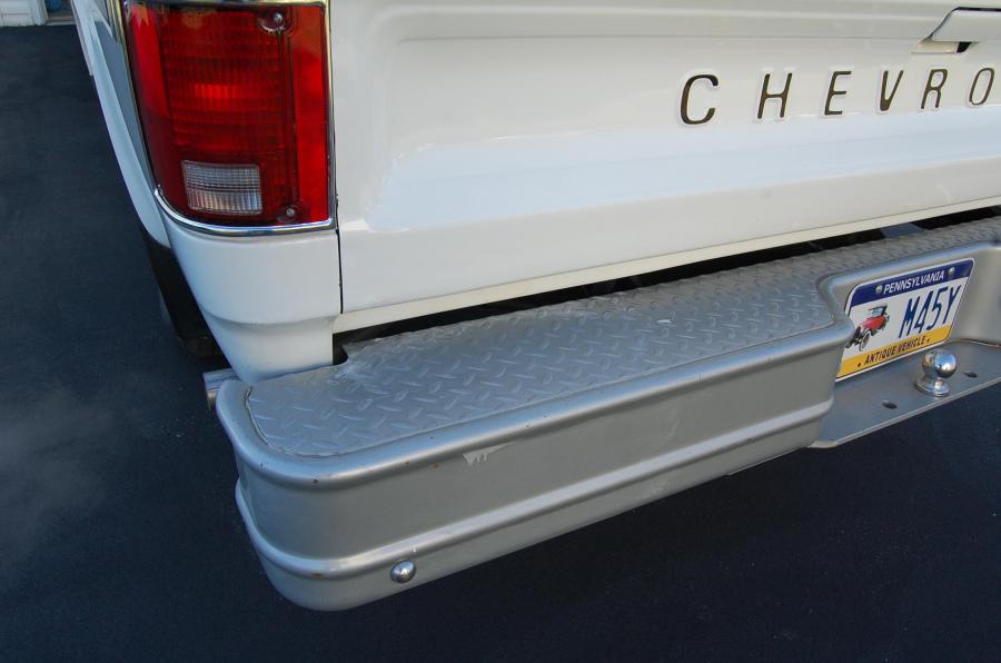 Детали экстерьера Chevrolet C10 Scottsdale Sport Pickup 1979 года  (фото 24 из 58)